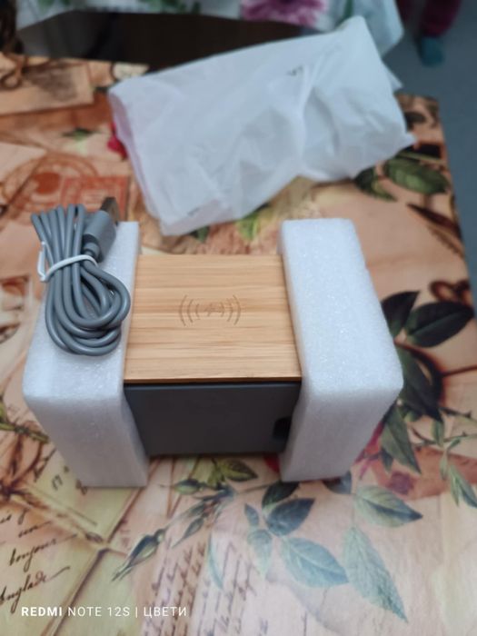 Блутут колонка .