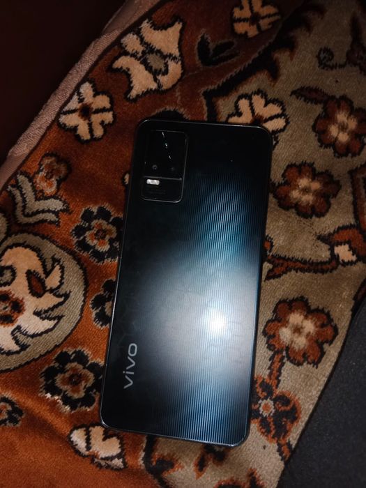 Vivo y21e 128гб 12озу