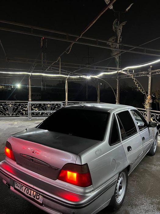 Нексия сотилади, зангиота туманида