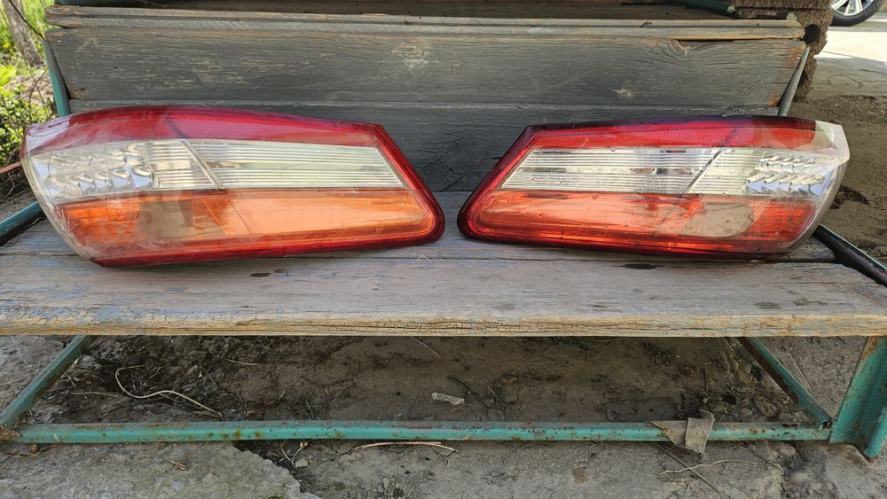 Стоп фанар тоиота 40