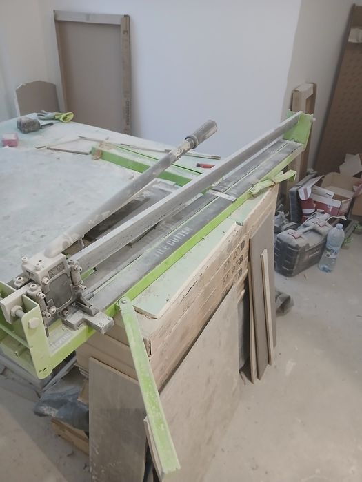 Машина за плочки fast level