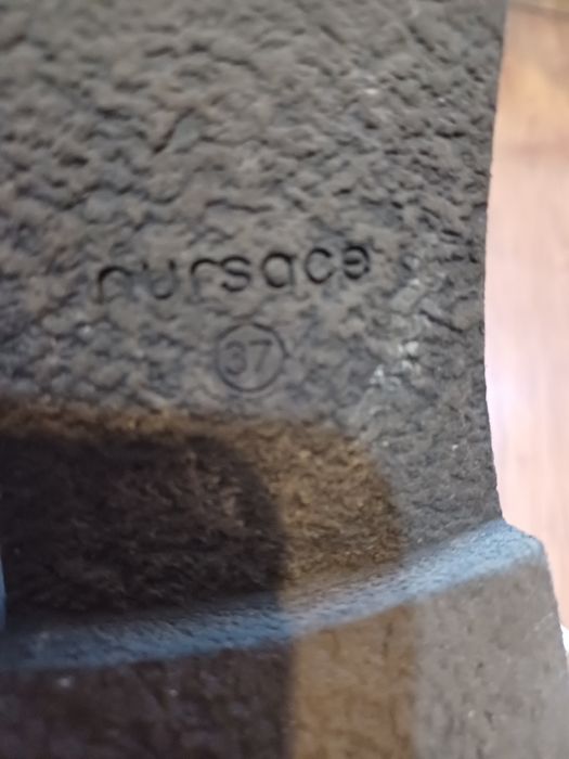 Открытые ботинки nursage 36