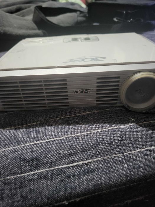 Проектор ACER k330