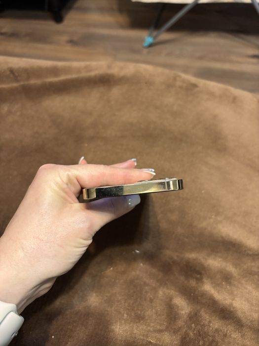 Продам Iphone 12 pro