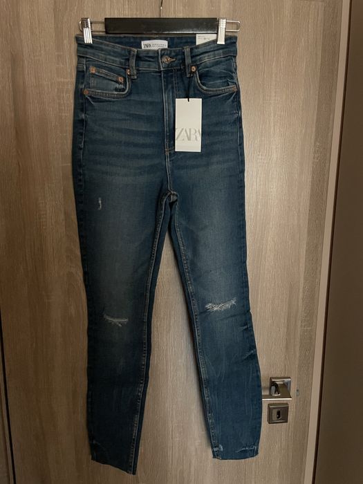 Нови с етикет спортни долнища ZARA