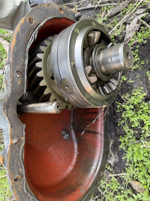 Эвро МАЗ блок , Чулок , средний редуктор, ступица