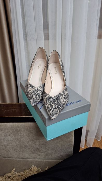 Продам туфли женские