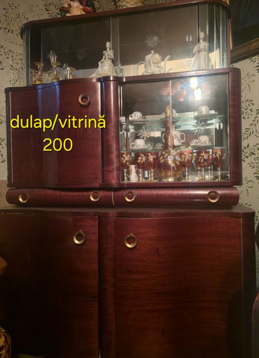 Mobila veche de vânzare
