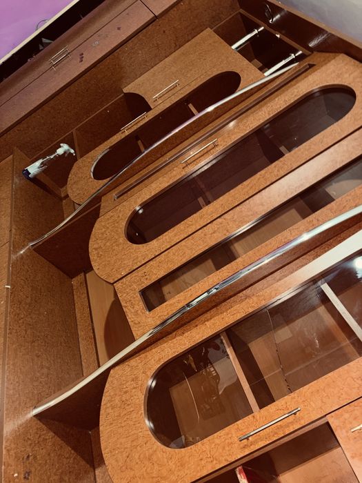 Vând mobila din anunț, pentru detalii contactați mă