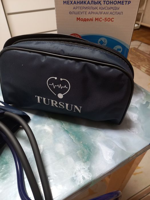 Продам тонометр механический