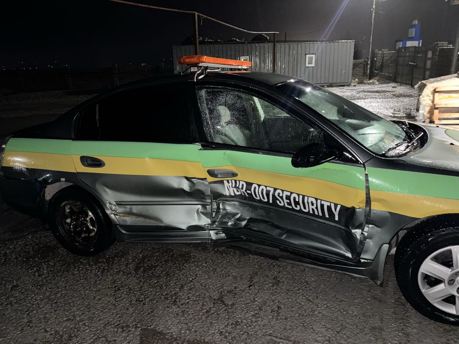 Продам ниссан алтима