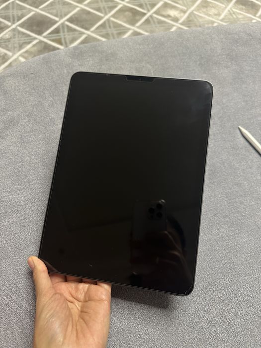 iPad Air 4 в комплекте с Magic Key Board