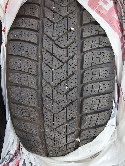 Anvelope Iarna Pirelli SottoZero 3 225/45 R17 94H