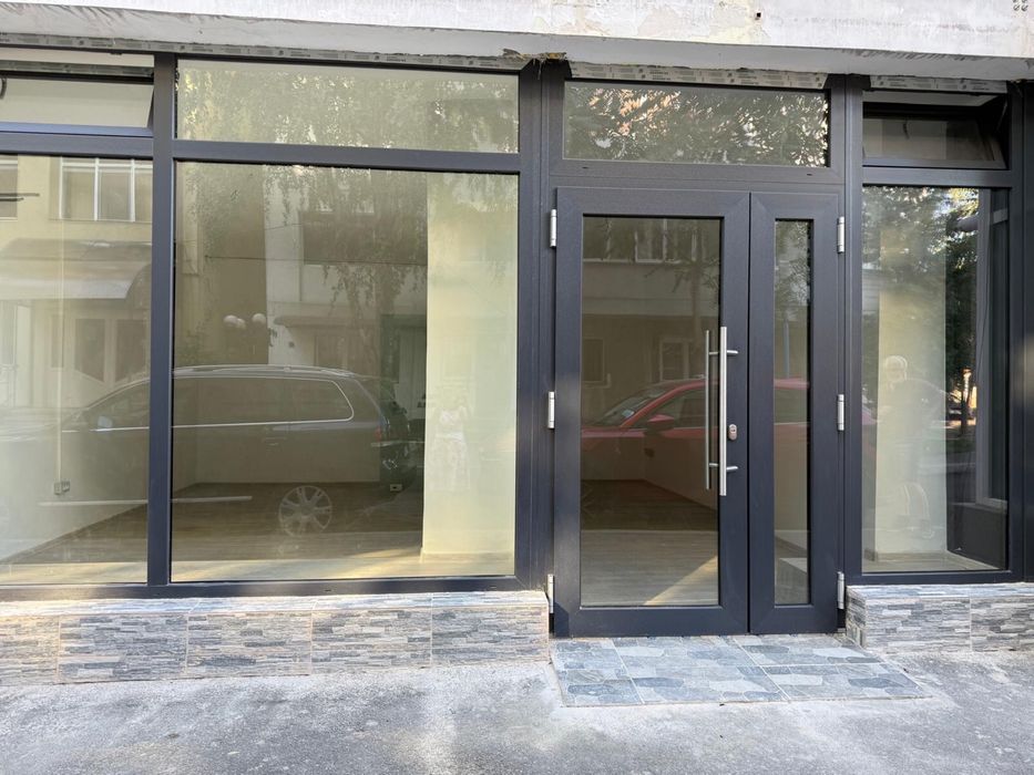 Spațiu comercial de închiriat – 80 mp, parter, Str. Lupeni nr. 4, Focșani