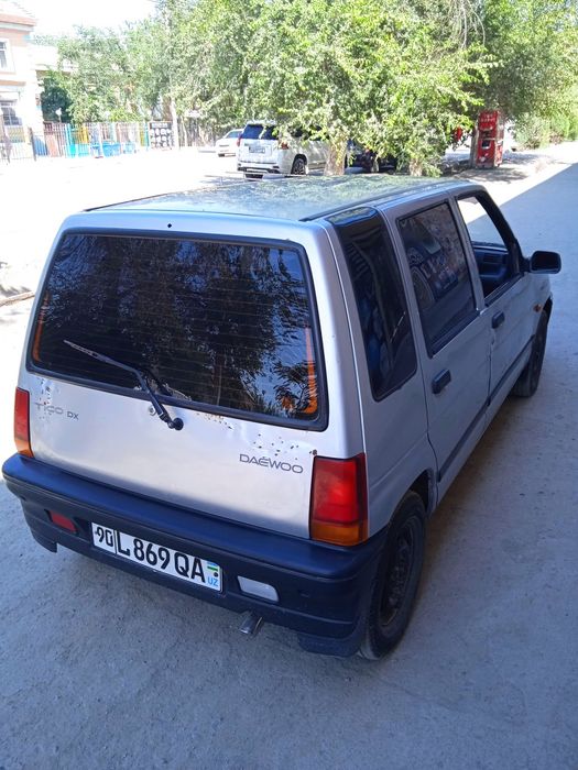 Daewoo tico sotiladi radnoy kraska