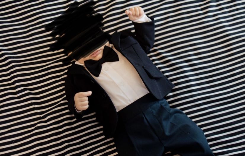 Costum elegant bebe