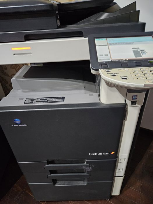 Multifuncţional Konica Minolta BizHub C280, format A5 - A3