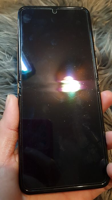 Motorola Razr 40 Ultra в гаранция