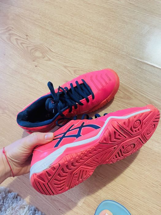 Маратонки asics за тенис