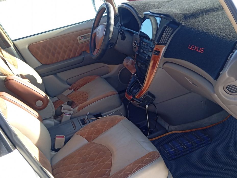 Лексус  RX 300  торг