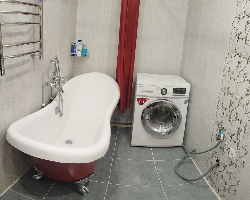 Продам трёхкомнатную квартиру