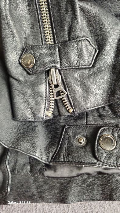 Мъжко кожено яке (M) 80€