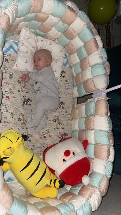 Детская кроватка