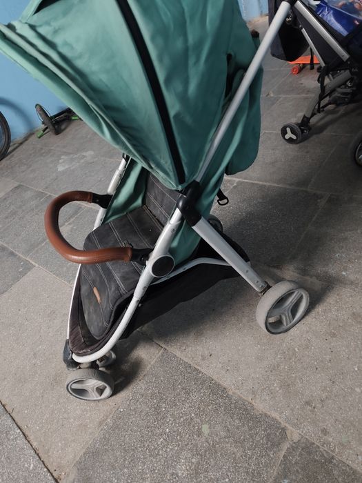 Продам коляски на ходу