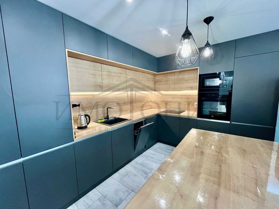 Тристаен апартамент под наем в жк. Симеоново