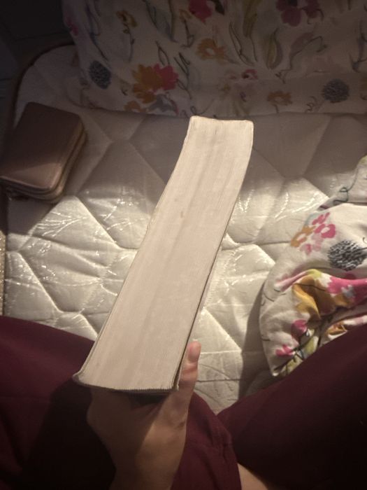 Продавам книги за студенти