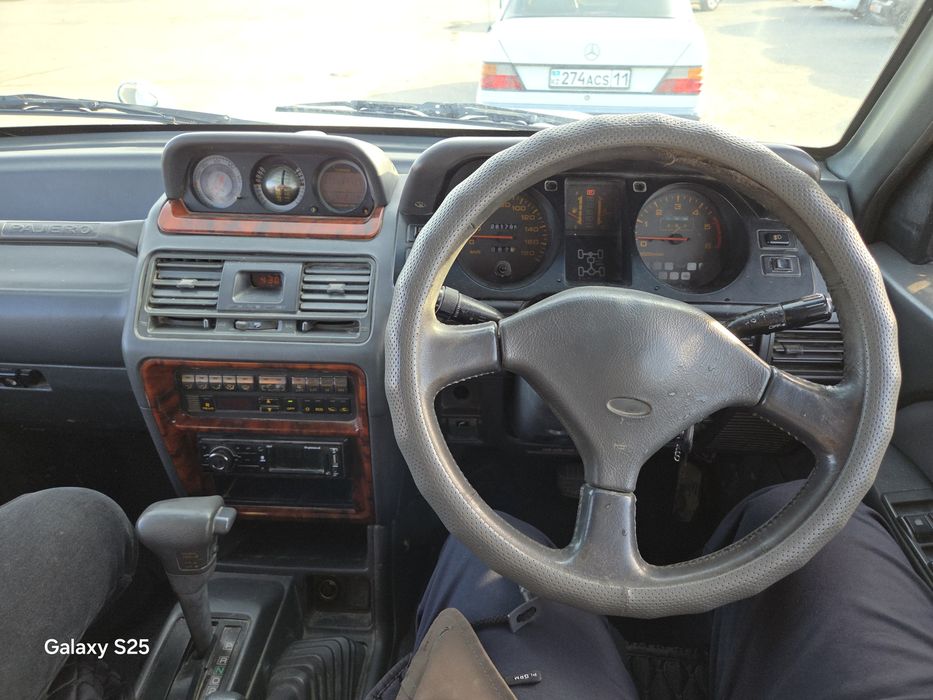 Митсубиси паджеро