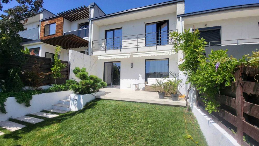 Casa luminoasa Cubic Village (amplasata avantajos)