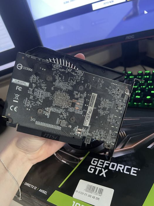 Placa video Nvidia 1650 OC 4 gb