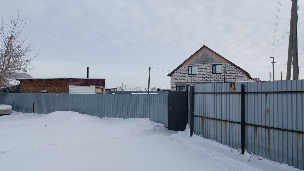 Продам дом в п. Бесколь