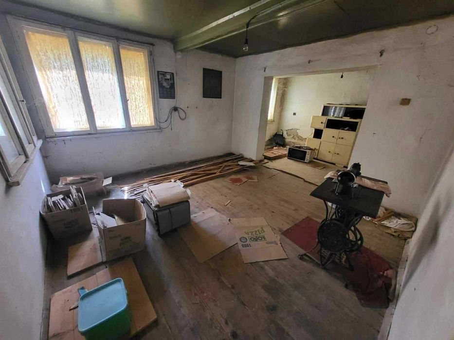 Продава се Къща в Луковит - 130 кв.м за 424 €/кв.м - Снимка #4