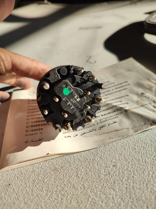 включатели фар на Мерседес 124