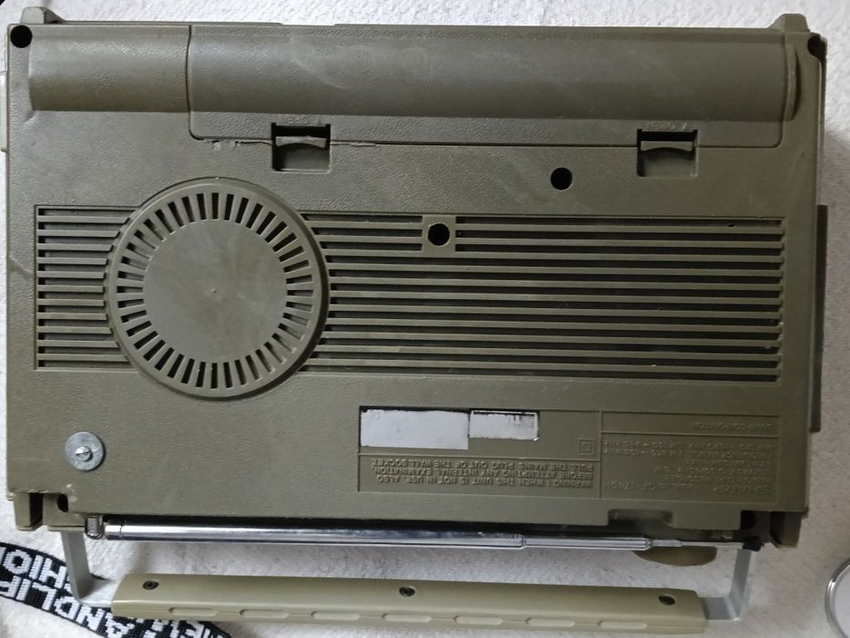 Radiocasetofon Sharp GF1740H