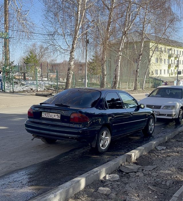 Продам машину форд