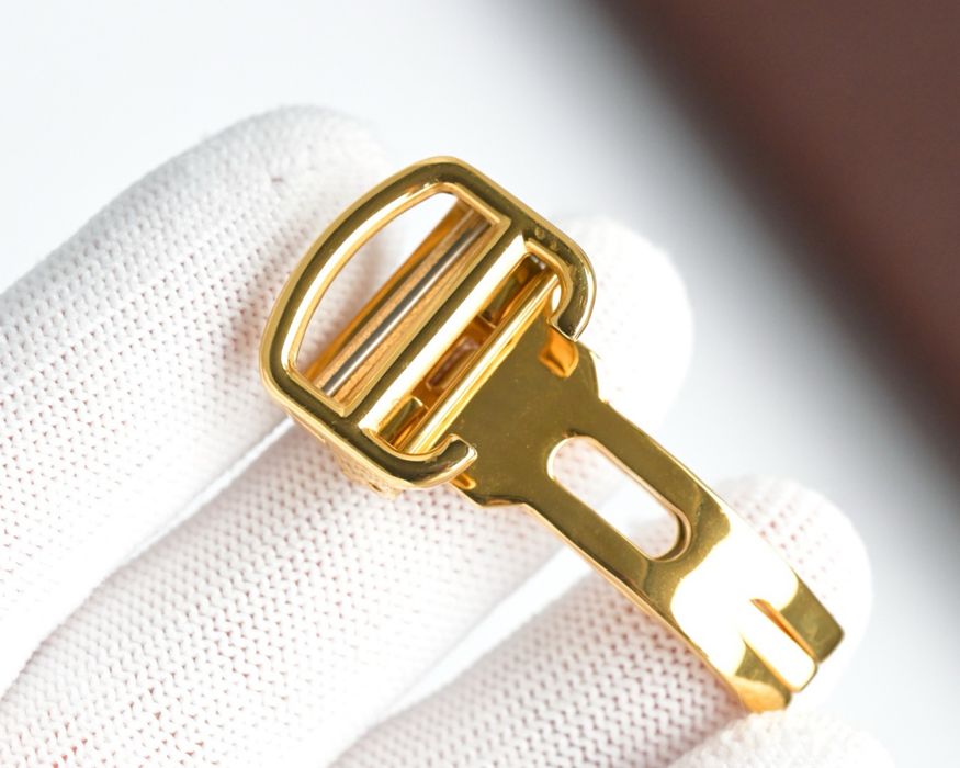 Часы Cartier бриллиантами