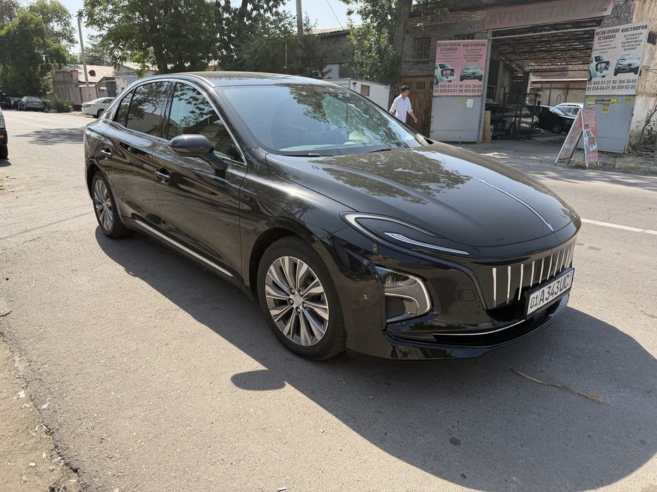 Hongqi eqm 5-500 км в аренду с выкупом
