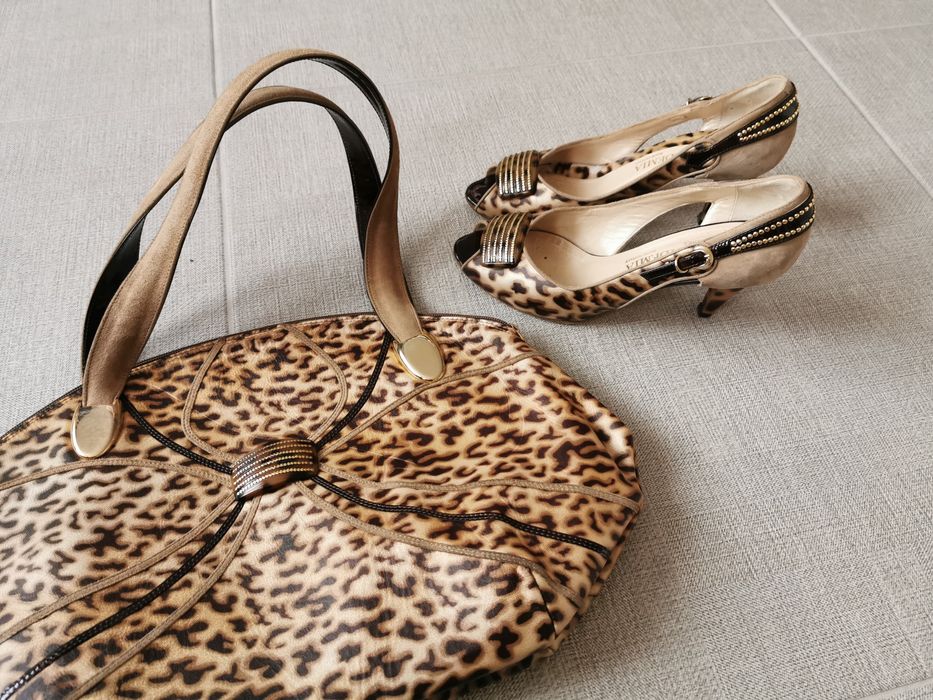 Елегантна италианска чанта с обувки