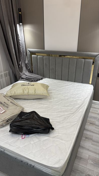 Кровать двухспальная