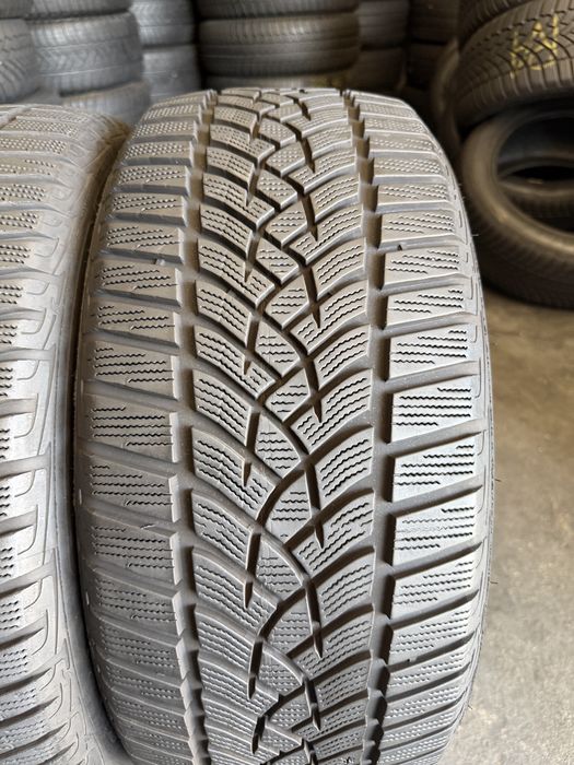 4 anvelope iarna 235/45/18 , GoodYear , 6.7 mm !