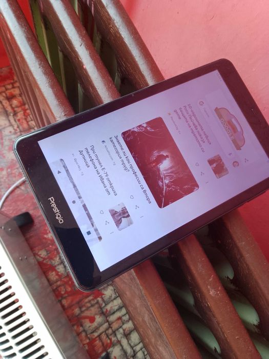 Таблет - телефон Prestigio Q, 8 инча 2 гб, много бърз, 4g
