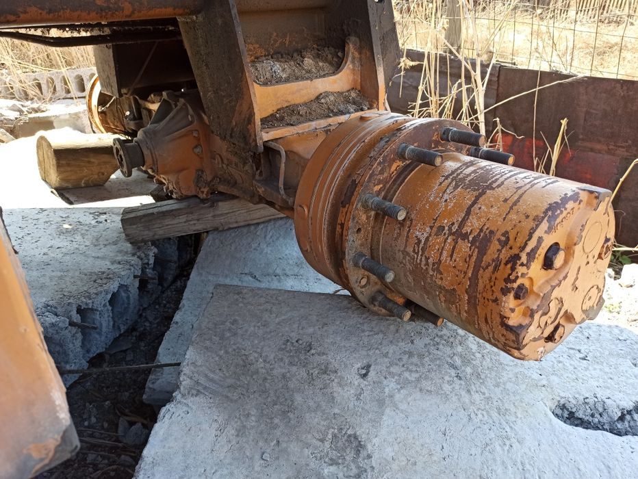 Разборка экскаватора CASE 788