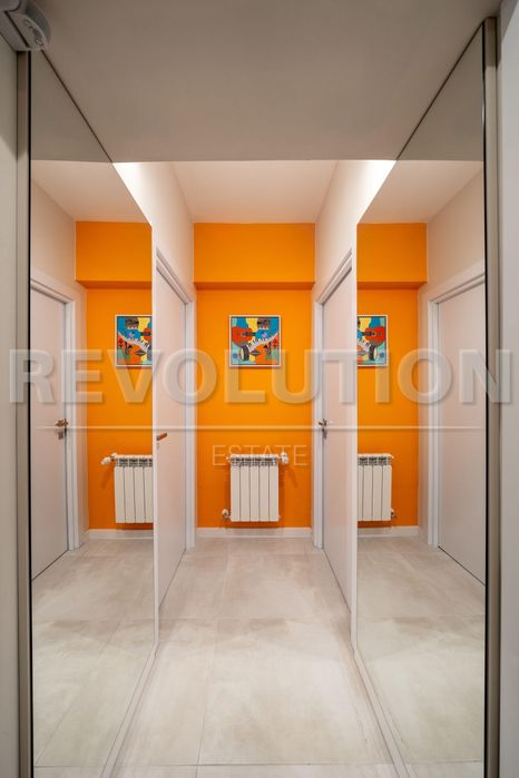 Продава се Четиристаен апартамент в София, Център - 167 кв.м за 3024 €/кв.м - Снимка #9
