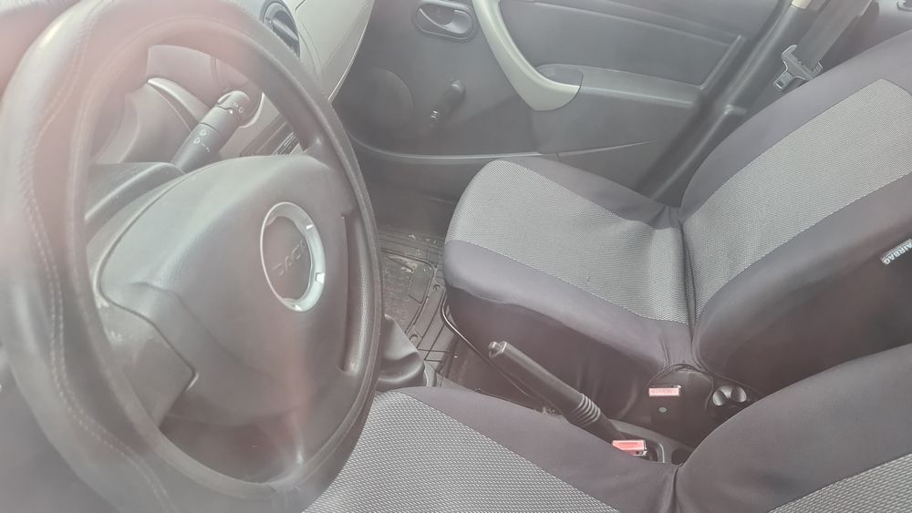 Dacia sandero an 2010 motor 1.4 mpi km 200 mi..import Germania