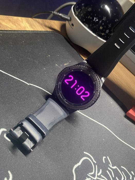 Часы Galaxy Gear S3 Frontier