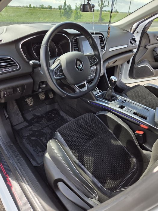 Renault Megan INTENS 1.3 TCE 140CP