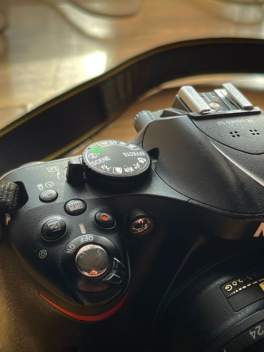 Фотоапарат Nikon D5200